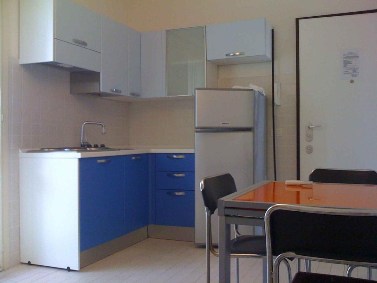 Apartment In Marina Di Massa - Toskana 24103 외부 사진